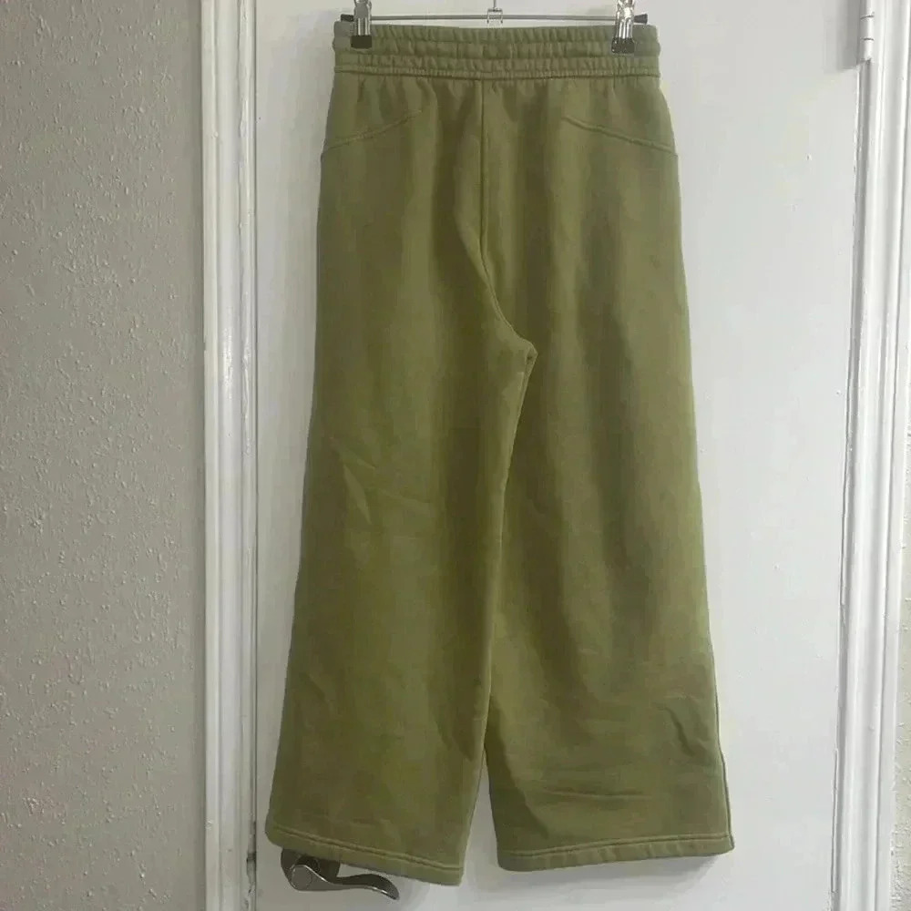 Lululemon Loungeful High-Rise Wide-Leg Cropped Pant | Women's Capris size 2 - Picture 11 of 13